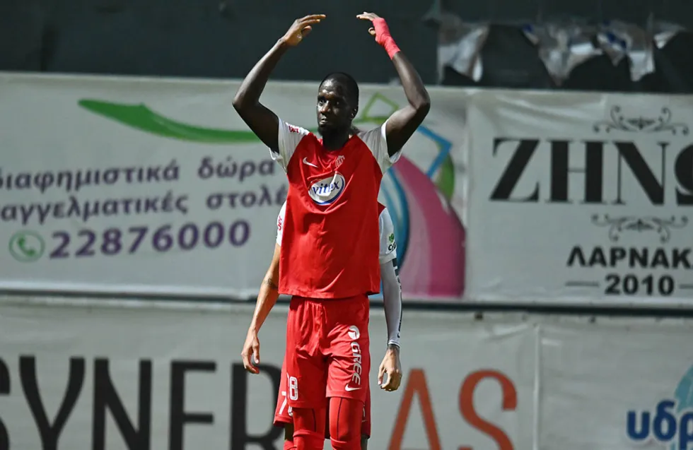 Ανανέωσε και ο Ντιακιτέ με τη Νέα Σαλαμίνα