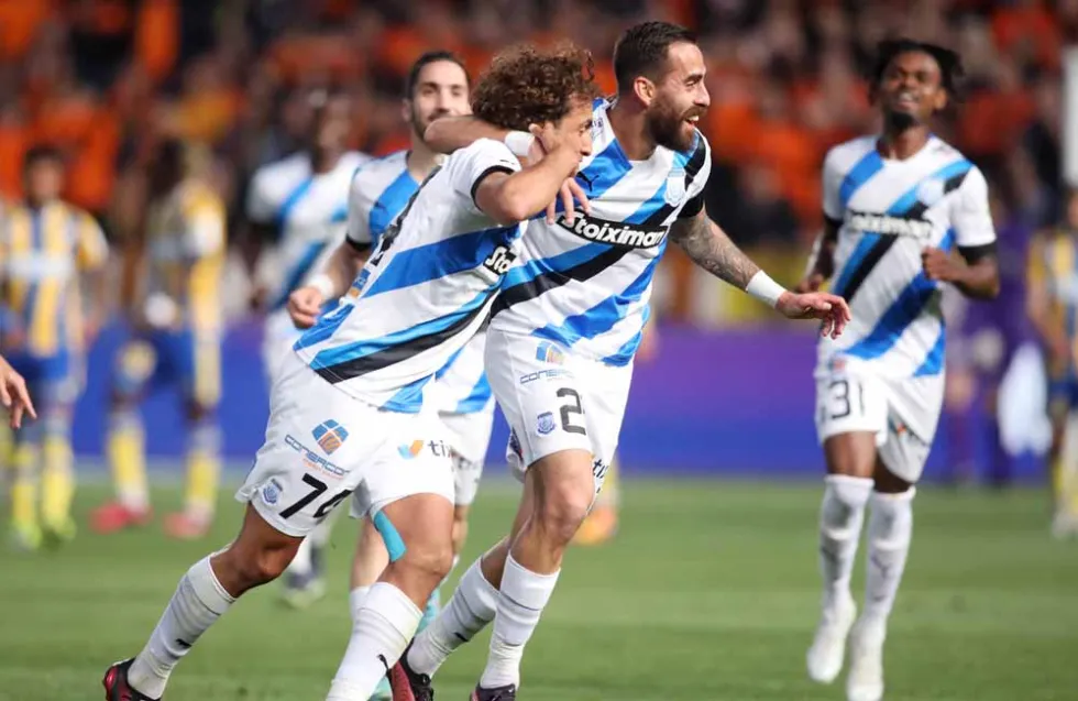 BINTEO: Το μονοκόμματο σουτ του Χάμπου στο 1-0 του Απόλλωνα επί του ΑΠΟΕΛ