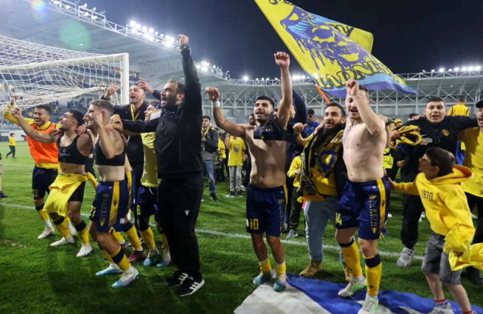 Τρίτη και φαρμακερή;