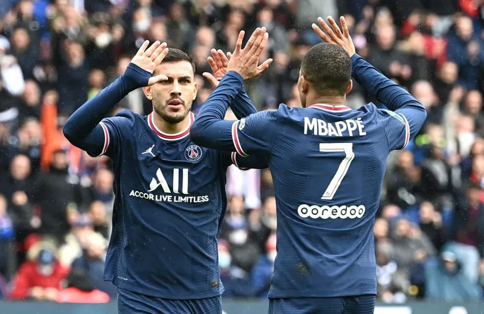 Πρώην συμπαίκτης του Μπαπέ αποκάλυψε πως για τρία χρόνια δεν είχαν καμία σχέση