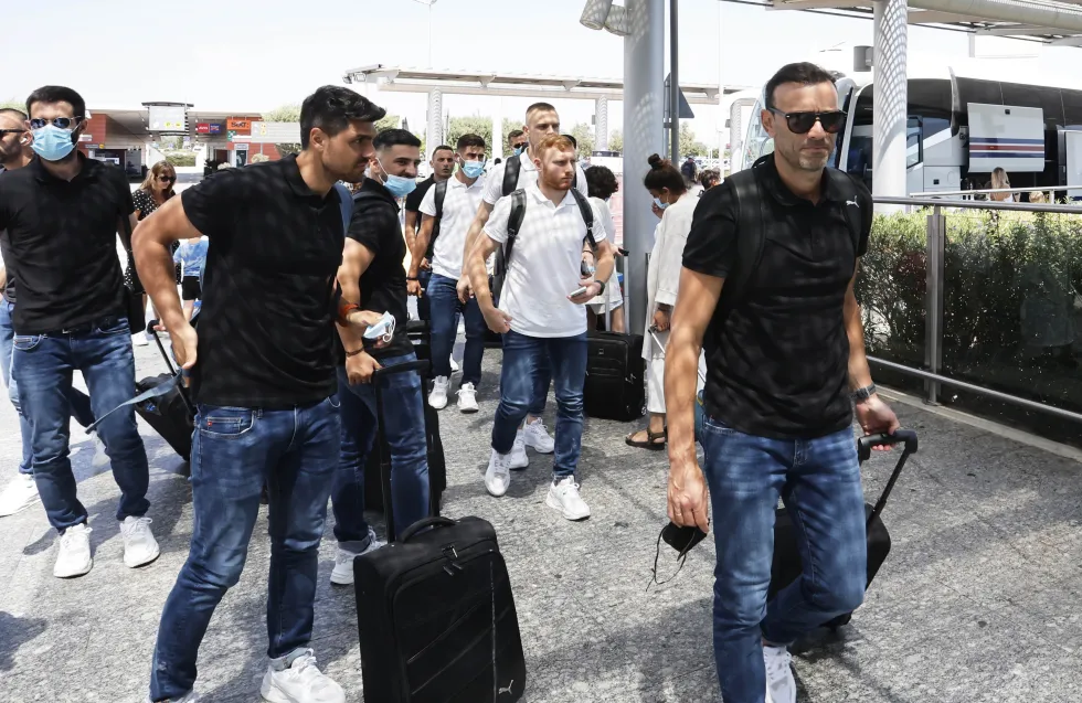 Έφυγε για Αθήνα ο Απόλλωνας... με αναστατωμένους οπαδούς λόγω ακύρωσης πτήσης