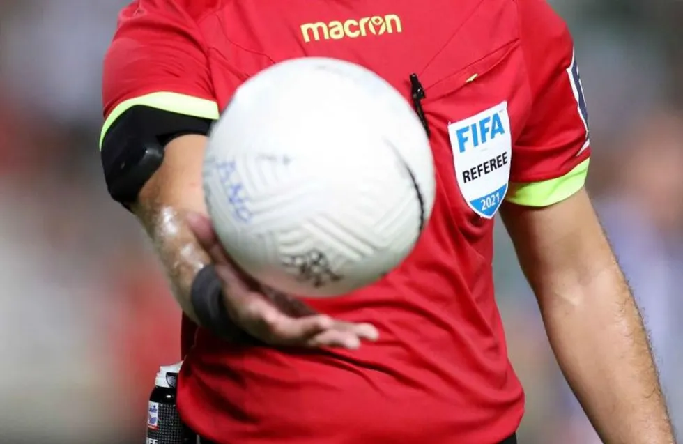 H απαίτηση για ξένους ρεφ και ποιας ομάδας οι οπαδοί θέλουν περισσότερο τους Κύπριους