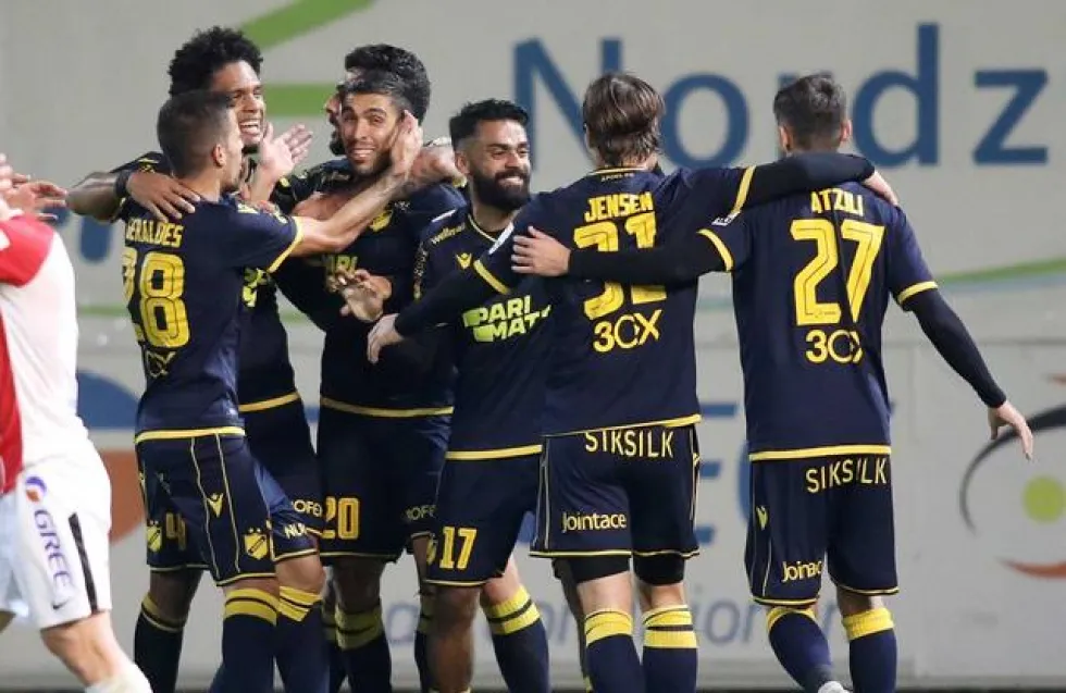 Επιτέλους... μπάλα!