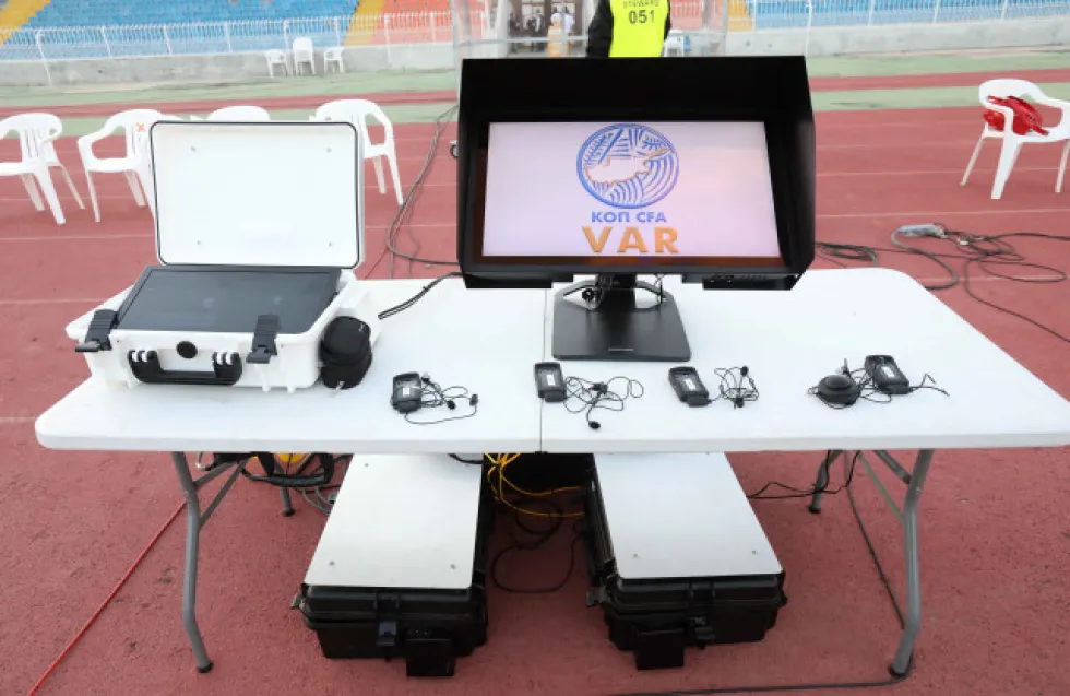 VAR, διαιτητές και απολαβές...