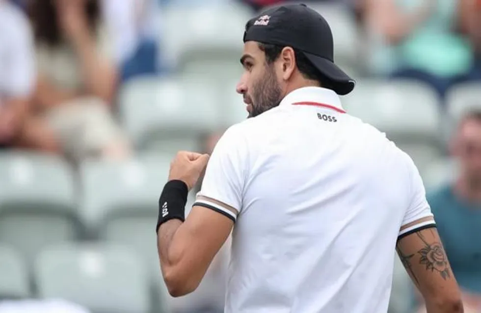 Σταμάτησε τον Μάρεϊ και πήρε τον τίτλο στη Στουτγάρδη ο Μπερετίνι