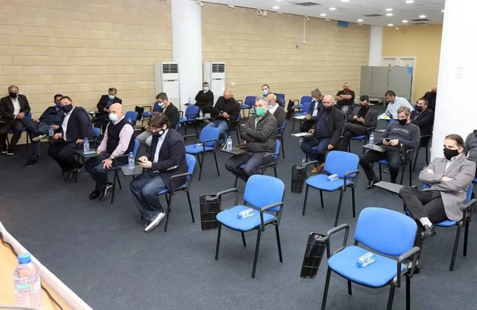 Θες αναβολή; Πάρ΄ την!