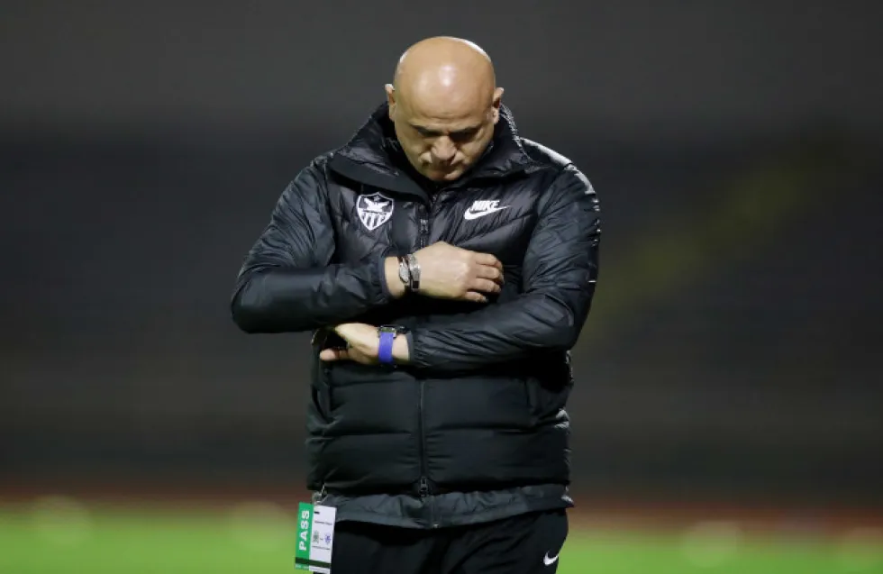 Η έκπληξη του Κετσπάγια στην άμυνα και η θέση του Μίχα στην ενδεκάδα της Ανόρθωσης