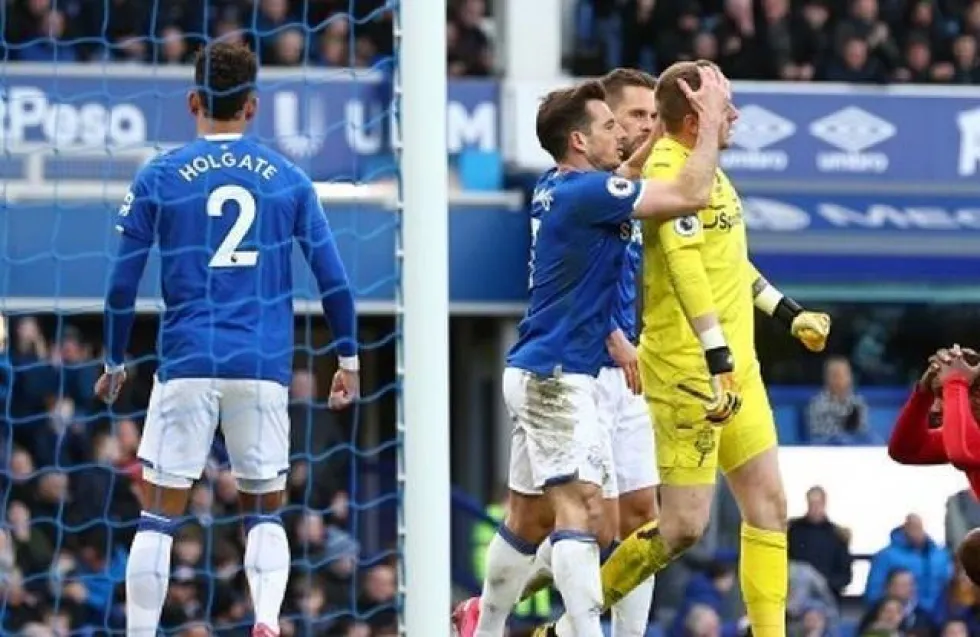 «Καμπανάκι» στην Premier League από την κυβέρνηση
