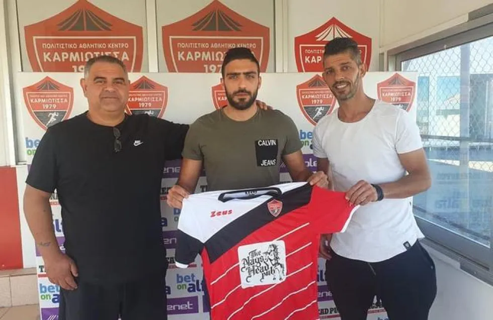 Επίσημα στην Καρμιώτισσα ο Καπαρτής