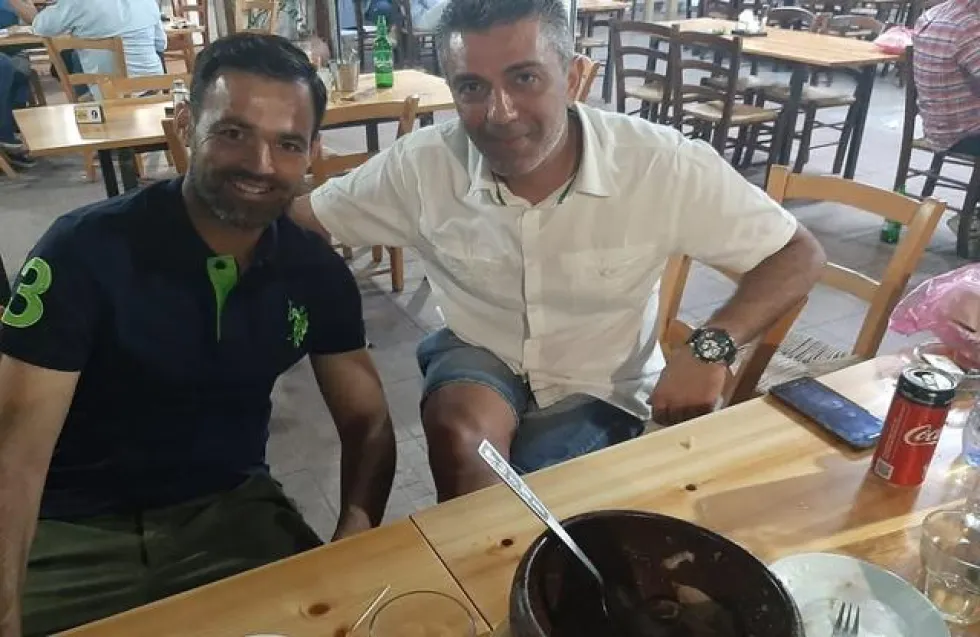 Ο ωραίος και ο αλλιώς!
