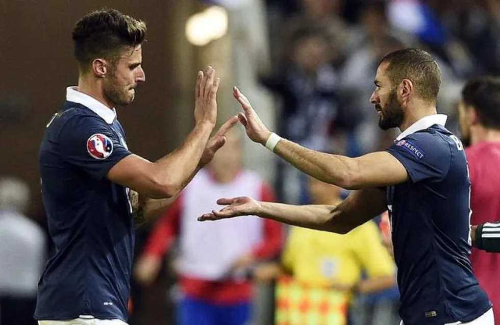 Απίθανος Μπενζεμά για σύγκριση με Ζιρού: «Σαν τη Formula 1 με το κάρτινγκ...»