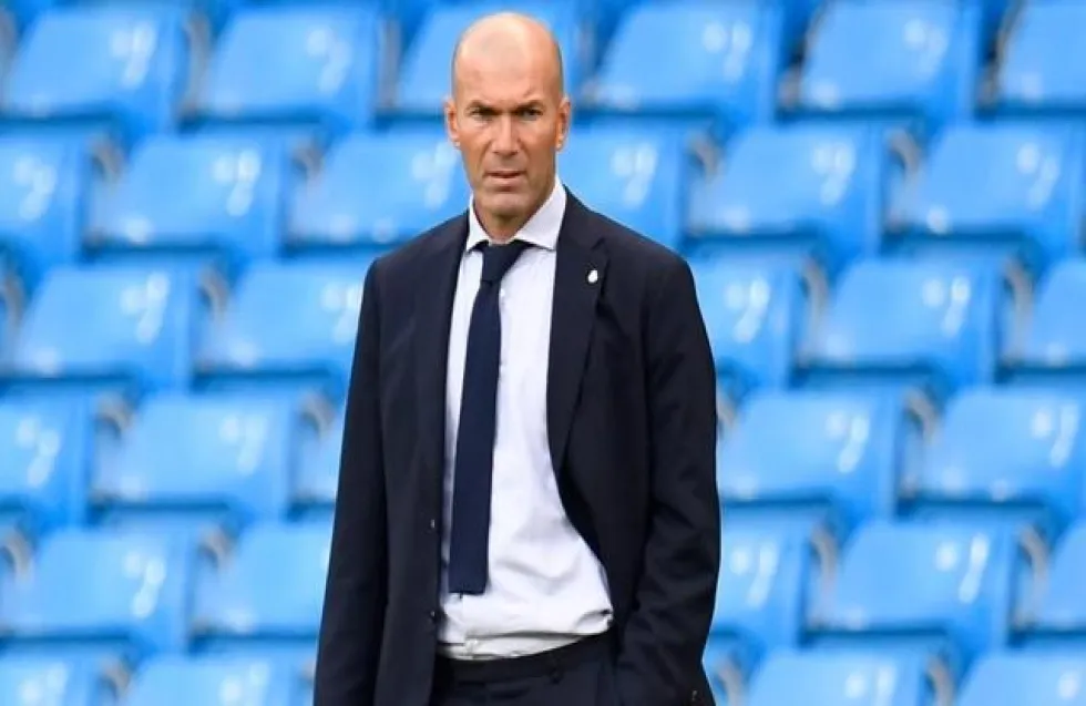 «Όχι» του Ζιντάν στην Παρί με φόντο την εθνική Γαλλίας