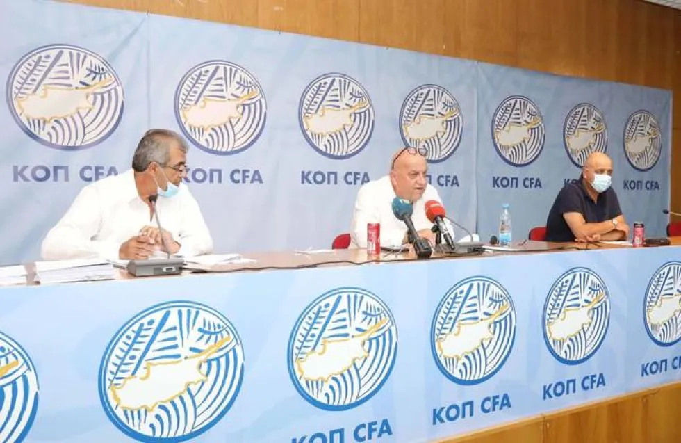 Κούμας για VAR, διατησία και ξένους: «Δεν μπορώ να κλείνω τα μάτια...»