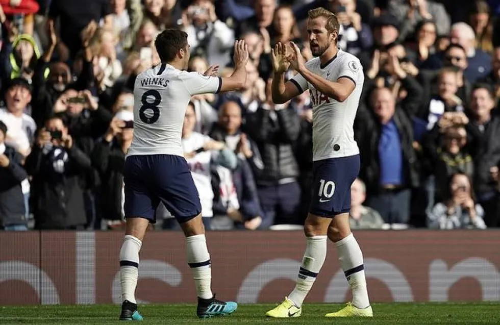 Η νέα φανέλα της Τότεναμ διέρρευσε και τα... σπάει (pics)