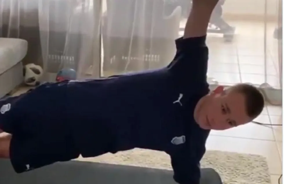 Απόλυτα έτοιμος ο Σάλαϊ, πήρε πρόγραμμα για το σπίτι - ΒΙΝΤΕΟ