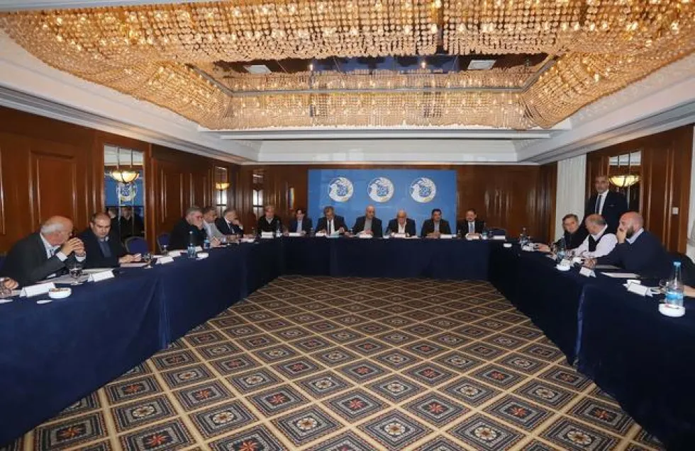 Oικονομικό χάσμα - Αναβλήθηκε η τηλεδιάσκεψη