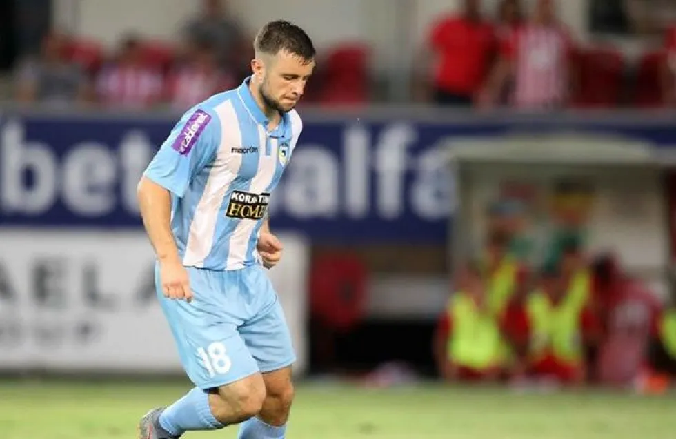 Ο Μίκα Πανός σκοτώνει... την ώρα του με Call of Duty!