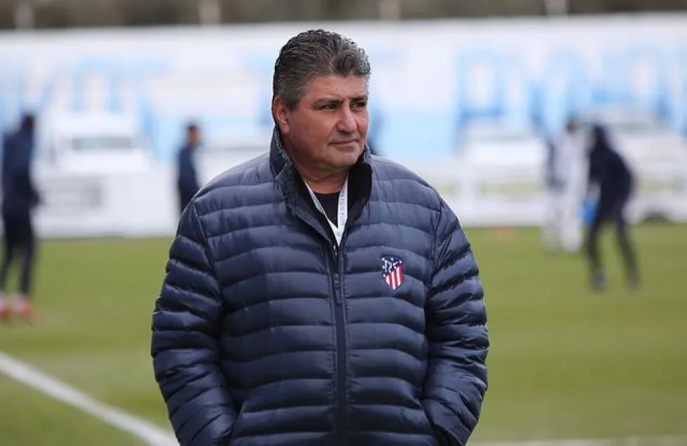 Καραβίδας για απόλυση Ηλία Χαραλάμπους: «This is football»