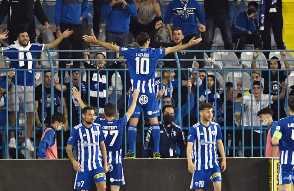 Παίζει τους κόπους της χρονιάς!