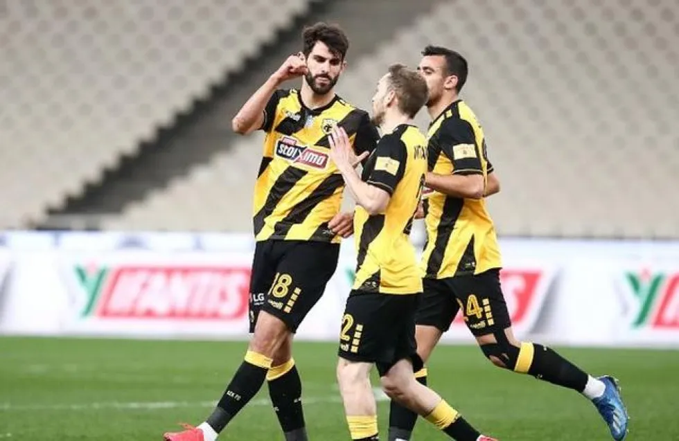 Στα ημιτελικά... χωρίς να ιδρώσει η ΑΕΚ