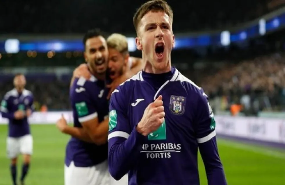 Ποντάρει στην αλληλεγύη των παικτών για να εξοικονομήσει 2 εκατ. η Άντερλεχτ