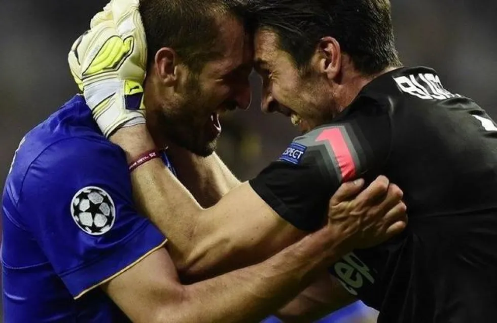 Ανανεώνει με Μπουφόν, Κιελίνι και Ματουιντί η Γιουβέντους