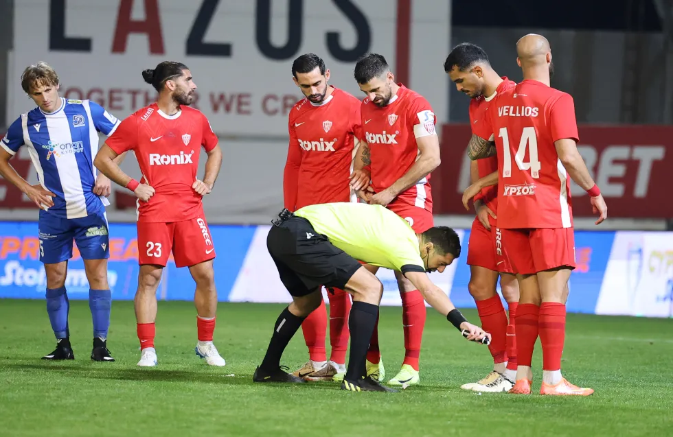 Αναζητά ένα σημείο επανεκκίνησης

