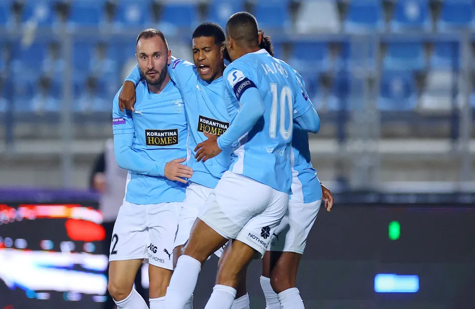 Να ξεφύγει για τα καλά...
