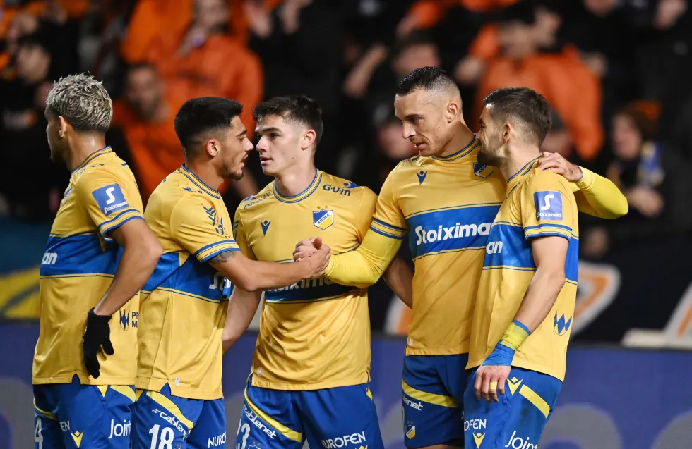 Απερίσπαστοι για την πρόκριση!

