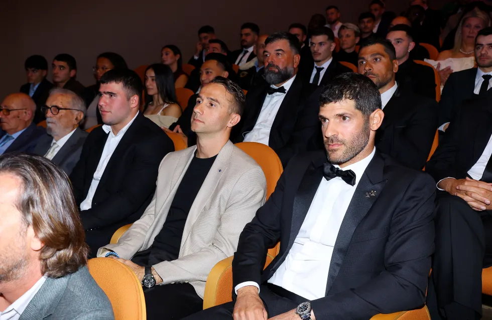 Το χιούμορ του Μίλαν στον Κοντίδη για τα 11 πρωτεία τους!