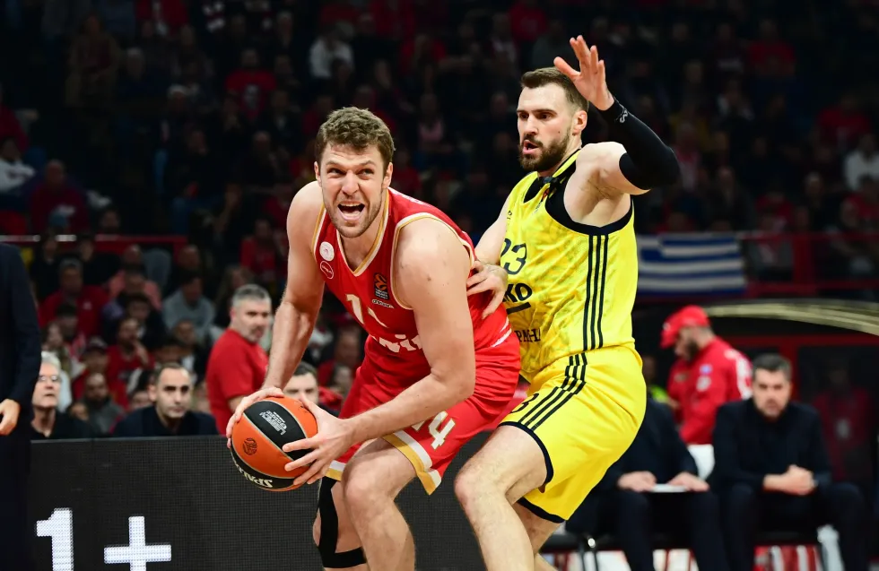 Ήττα που πλήγωσε αλλά δεν... πόνεσε τον Ολυμπιακό - Τα βαθμολογικά δεδομένα στη Euroleague