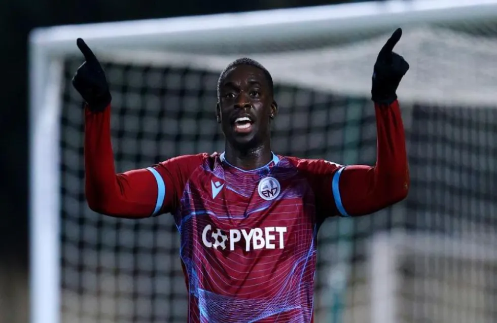 Δεν αφήνεις εκτός αποστολής με Ομόνοια τον κορυφαίο σου επιθετικό...