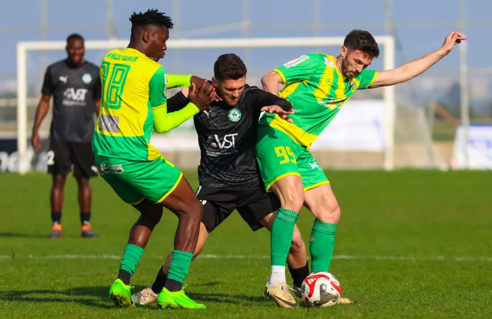 Κέρδισε τον Ύψωνα ο Ακρίτας, τεσσάρα ο Ολυμπιακός στον Αχυρώνα (Αποτελέσματα) 