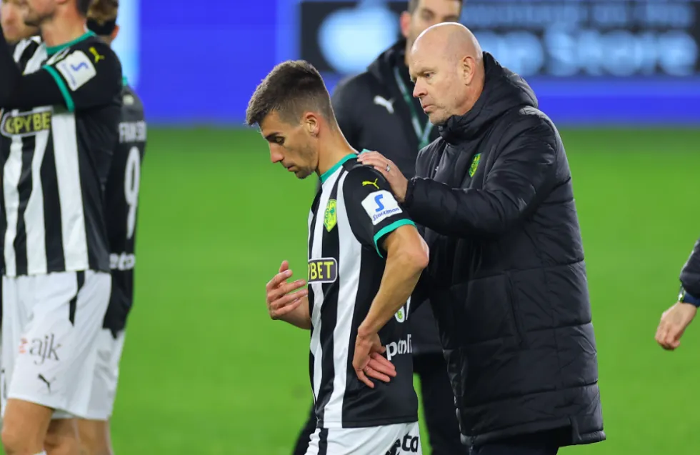 Μπεργκ για τον διάλογό του με τον διαιτητή: «Απλώς τον ρώτησα τι συνέβη»