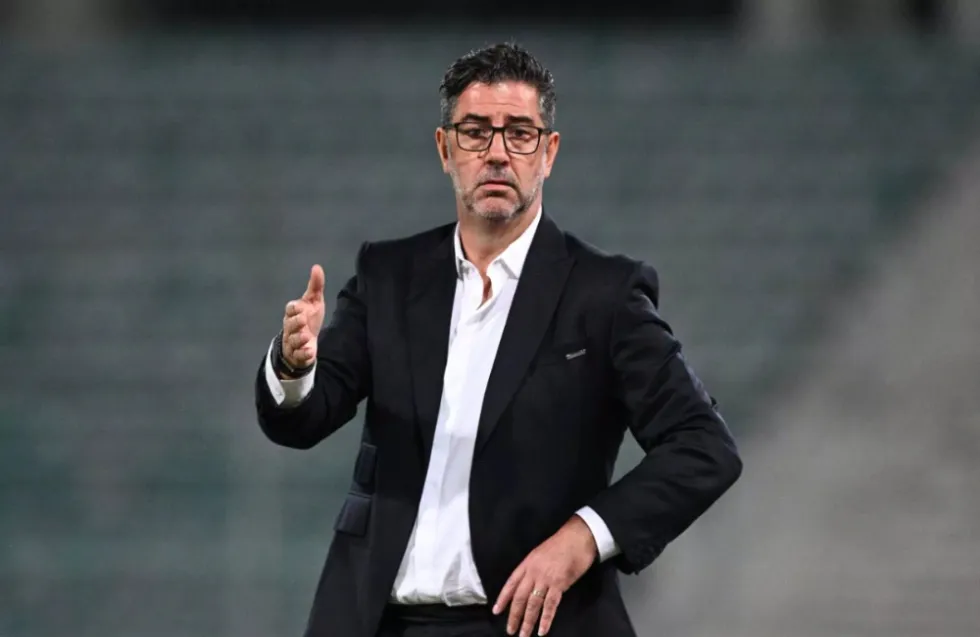 Βιτόρια: «Με το μαχαίρι στα δόντια»