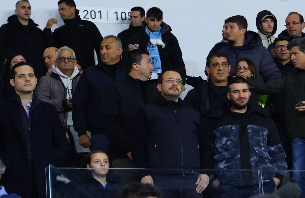 ΦΩΤΟΓΡΑΦΙΕΣ: Στην κερκίδα ο Πρόεδρος Χριστοδουλίδης