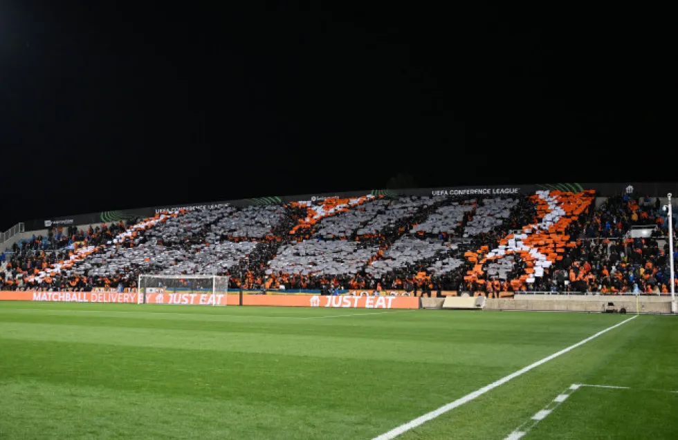 Το κορεό των πορτοκαλί