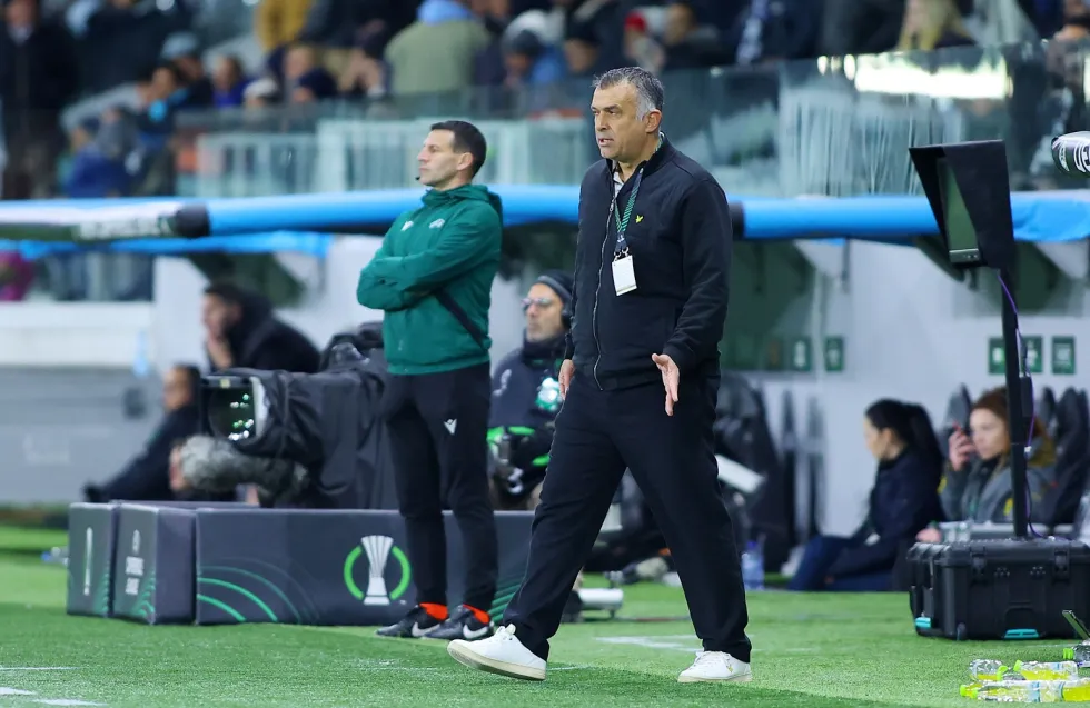 Τα «ακούει» ο Αναστασίου...