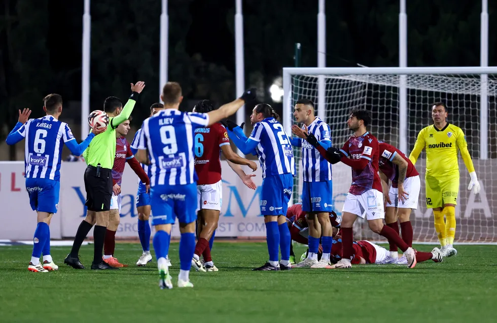 Η Ένωση έφερε τα κάτω πάνω αλλά η Ανόρθωση, γλίτωσε την παρτίδα στο 90+10΄!