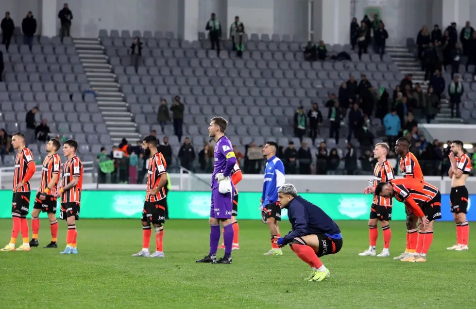 O Xιμένεθ που δεν... επιβιώνει και ο κόσμος που αναζητά απαντήσεις για το κατάντημα