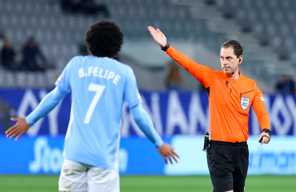 Πάφος FC: Ένα μπουκάλι, χιλιάδες ευρώ...