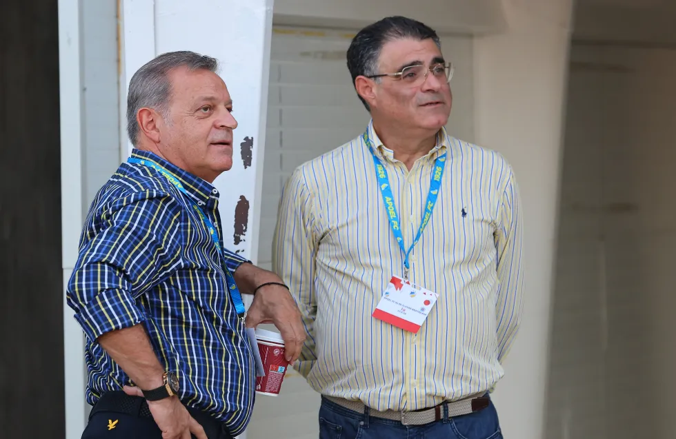 Κυριαρχεί η αβεβαιότητα της επόμενης μέρας

