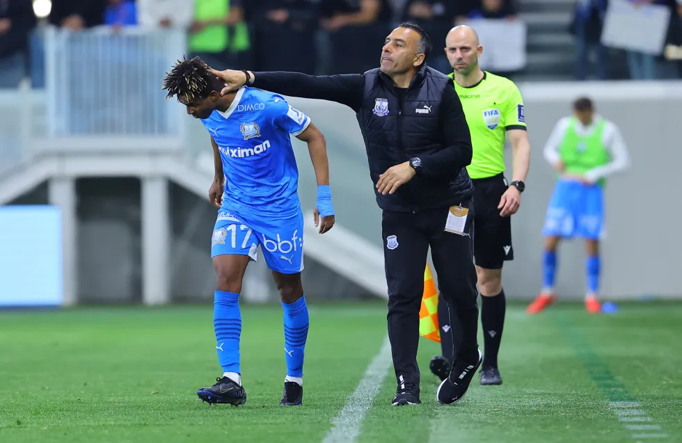 Είναι πολλοί οι 19 βαθμοί για τον Απόλλωνα και τον πληγώνει...