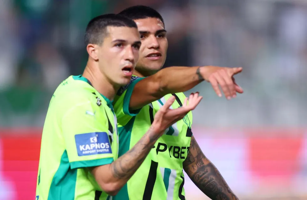 Απόλυτη εξάρτηση από Καμπρέρα και Αϊτόρ