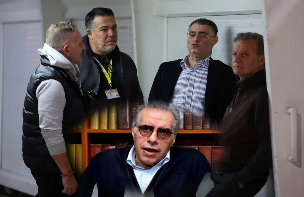 Περιμένουν τις προθέσεις Πετρίδη

