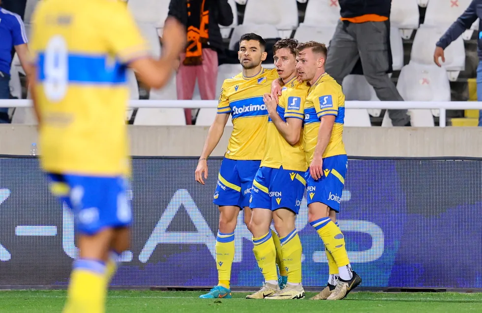 ΒΙΝΤΕΟ: Με γκολάρα Κόρμπου το 1-1 του ΑΠΟΕΛ! 