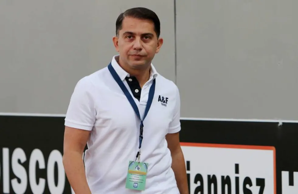 Ψάχνοντας τον νέο καθοδηγητή
