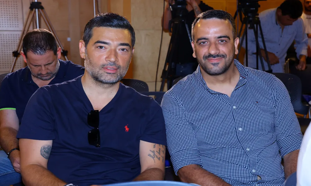 H πόζα μετά την ανταλλαγή μηνυμάτων και οι νέες «κόντρες»