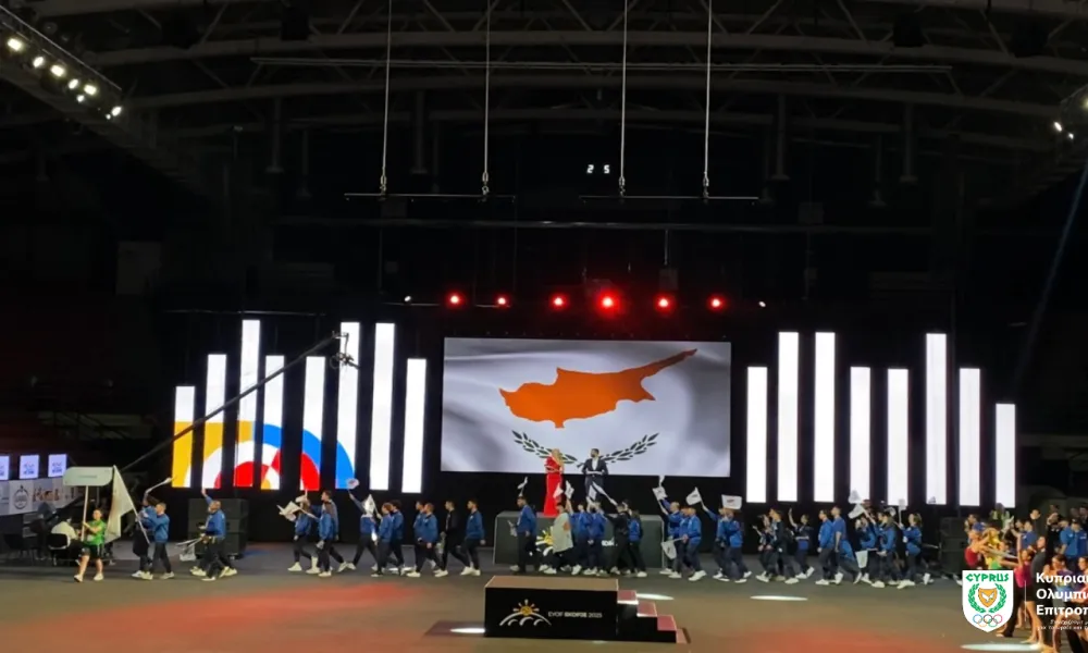 Η Βόρεια Μακεδονία υποδέχθηκε τους αθλητές με μουσική και μηνύματα ενότητας