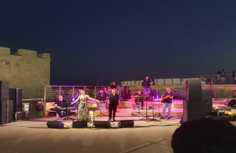Συναυλία υπό τον τίτλο « Του φεγγαριού και του Έρωτα» στο θεατράκι του Μεσαιωνικού Κάστρου στην Πάφο